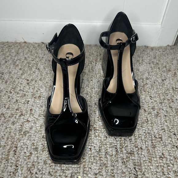 Gianni Bini Black Patent Platform shoes size 6M - Picture 1 of 7